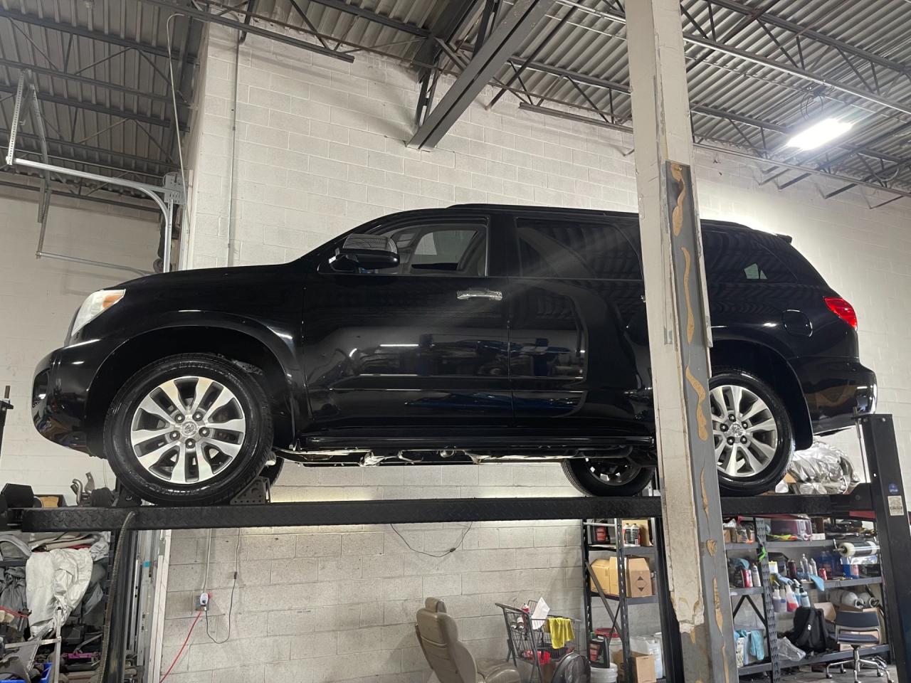 2016 Toyota Sequoia