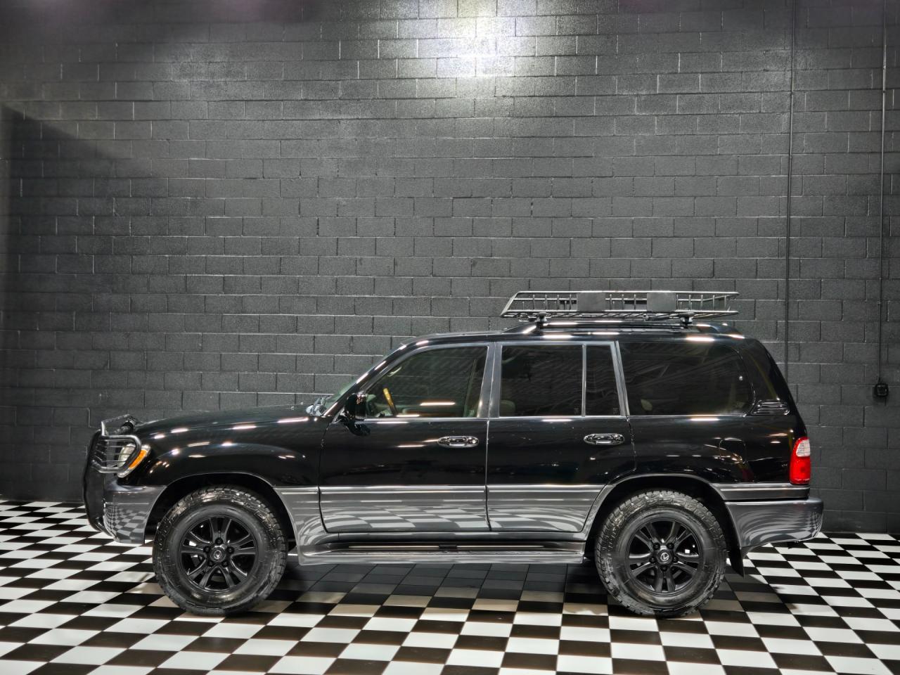 2004 Lexus LX 470