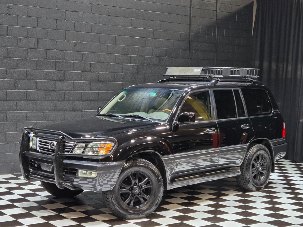 2004 Lexus LX 470