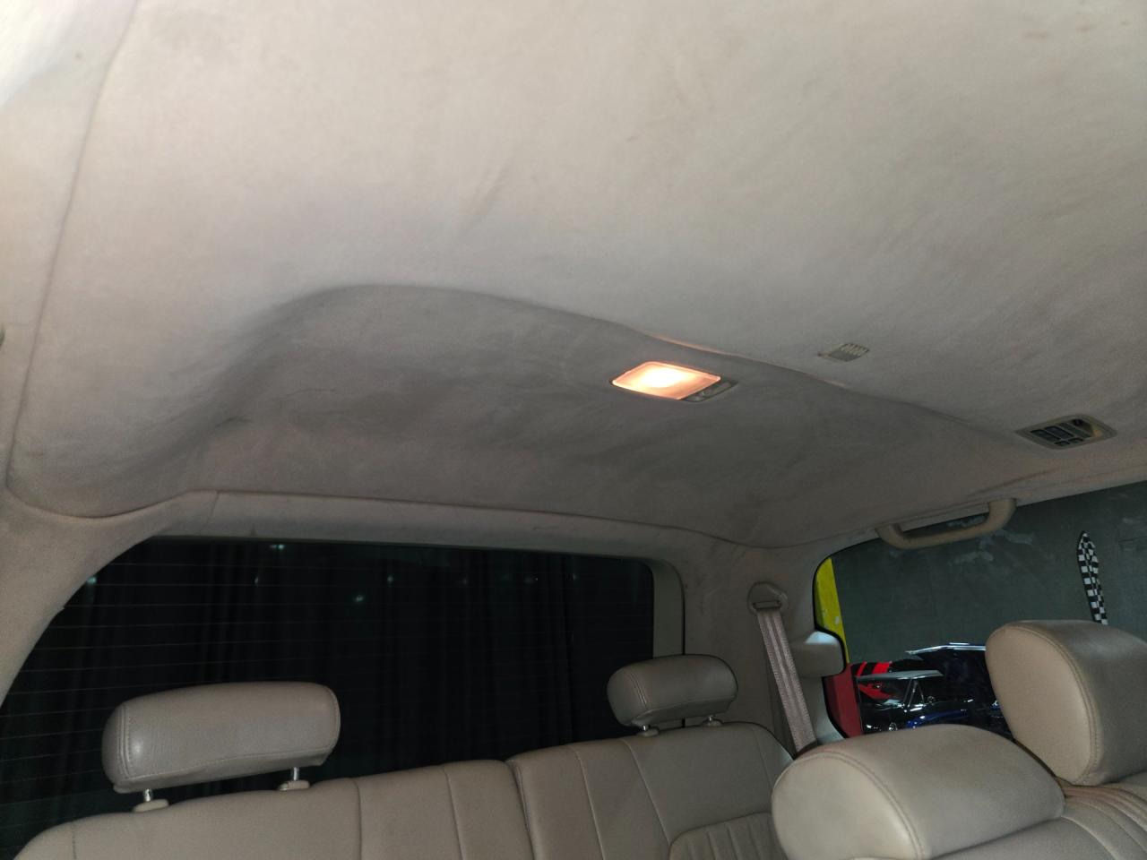 2004 Lexus LX 470