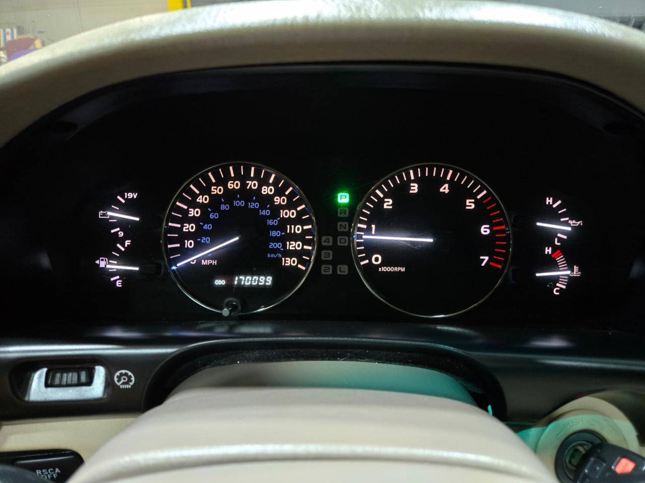 2004 Lexus LX 470