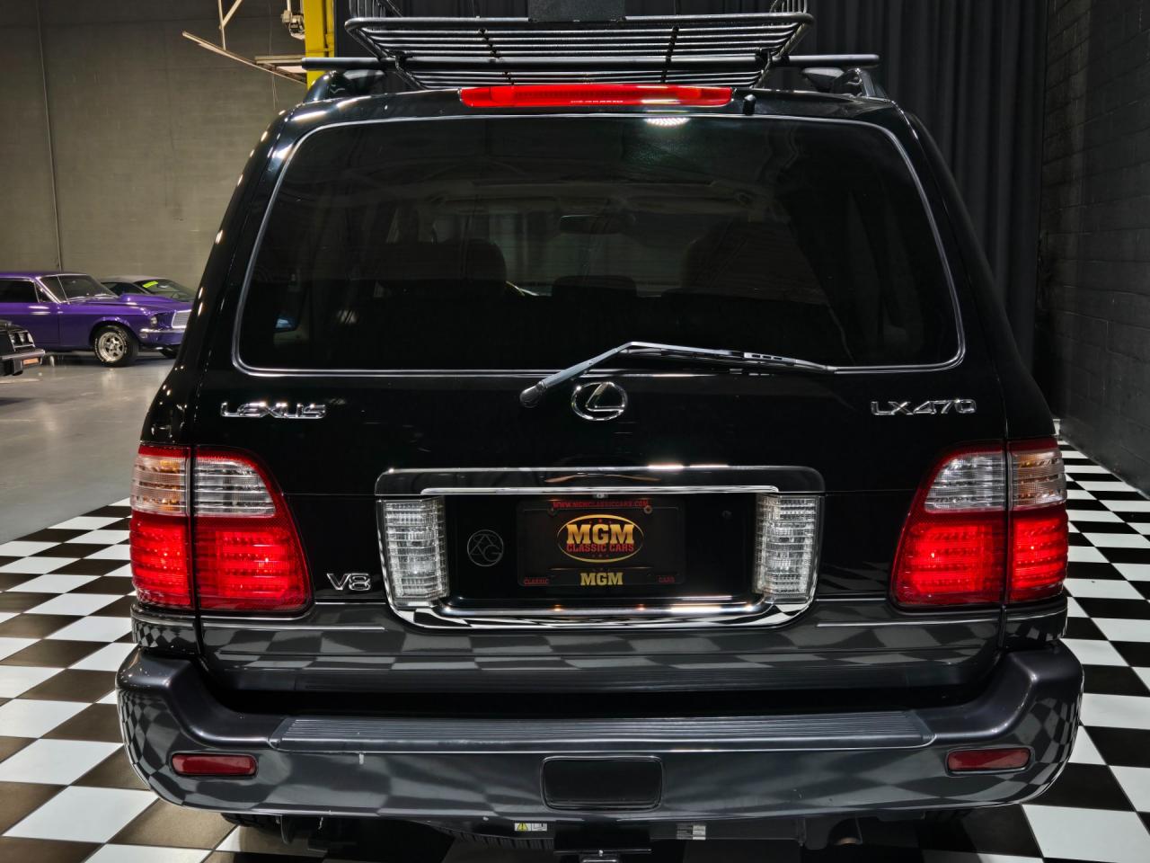 2004 Lexus LX 470