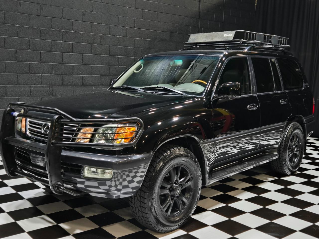 2004 Lexus LX 470