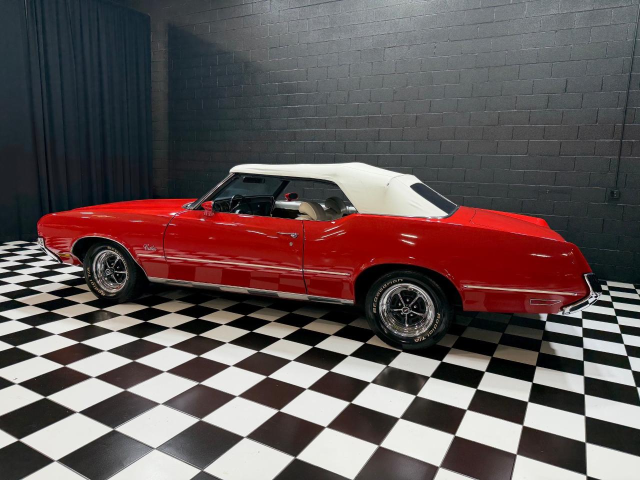 1972 Oldsmobile Cutlass Supreme