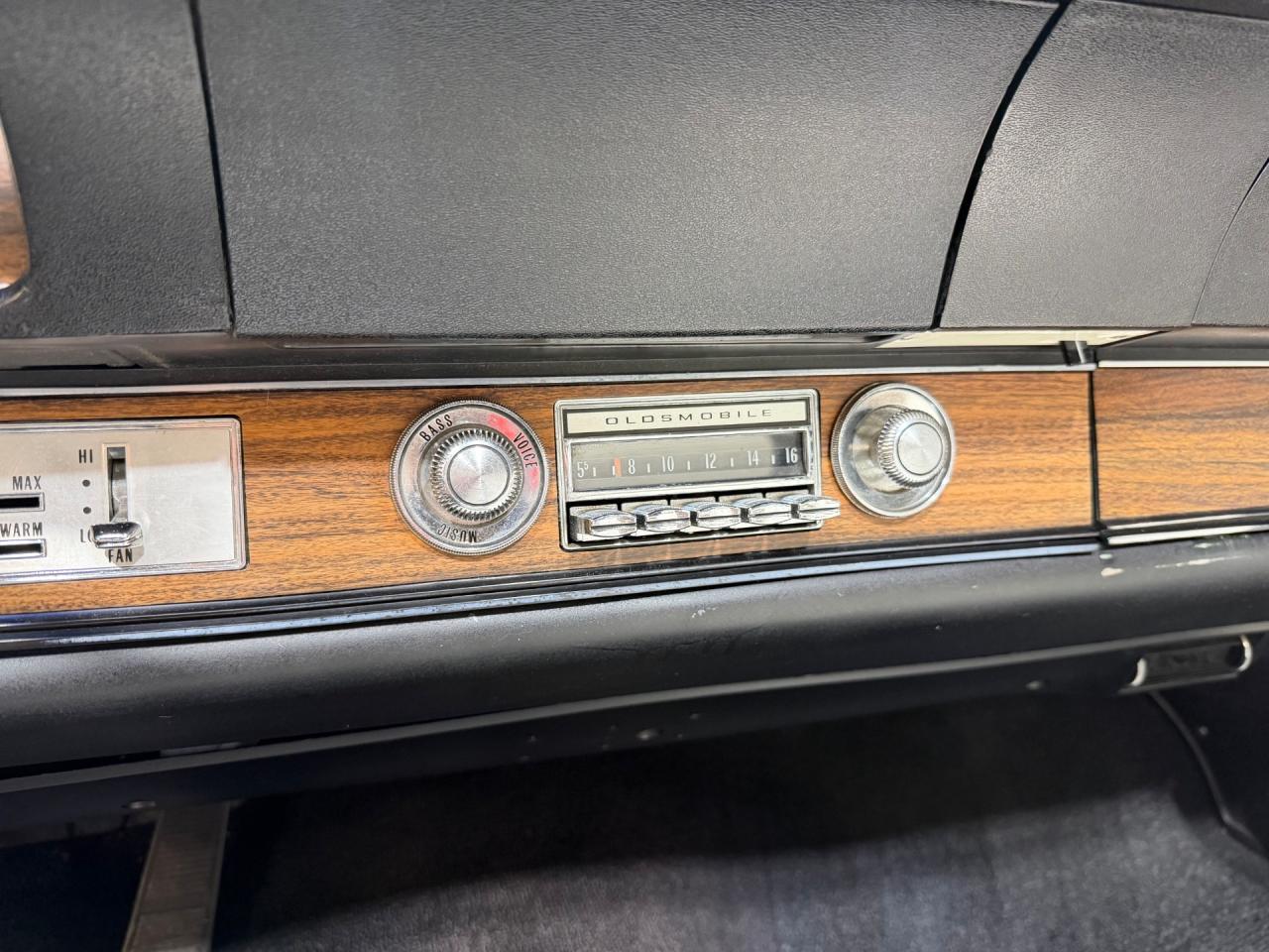 1972 Oldsmobile Cutlass Supreme