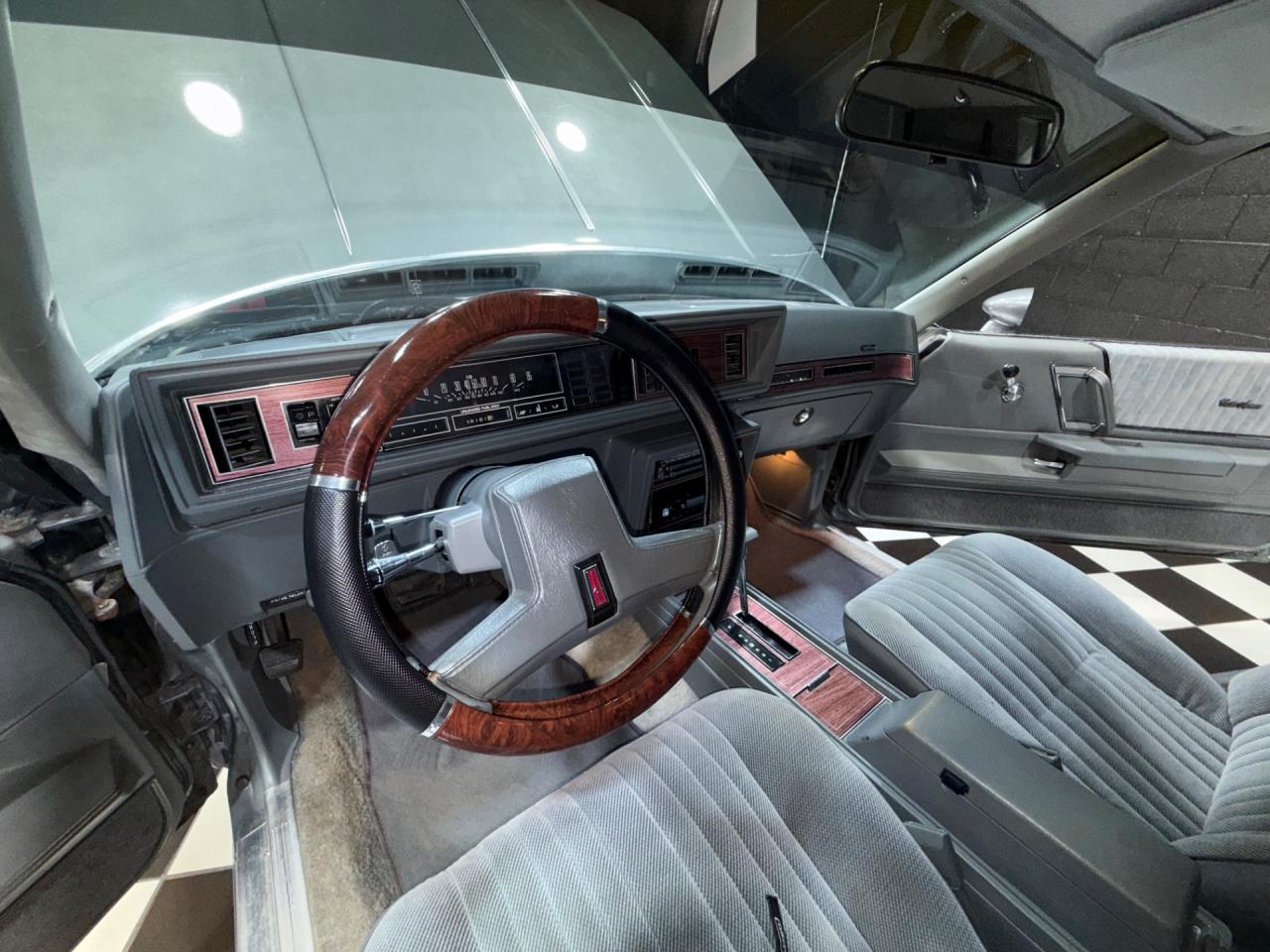 1986 Oldsmobile Cutlass Supreme