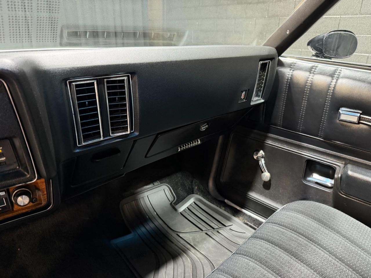 1977 Chevrolet Monte Carlo