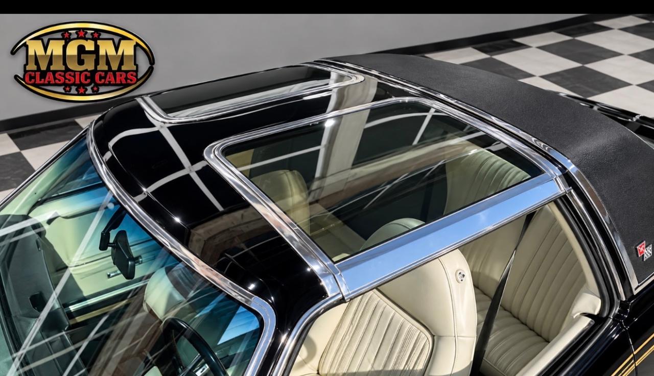 1975 Oldsmobile HURST