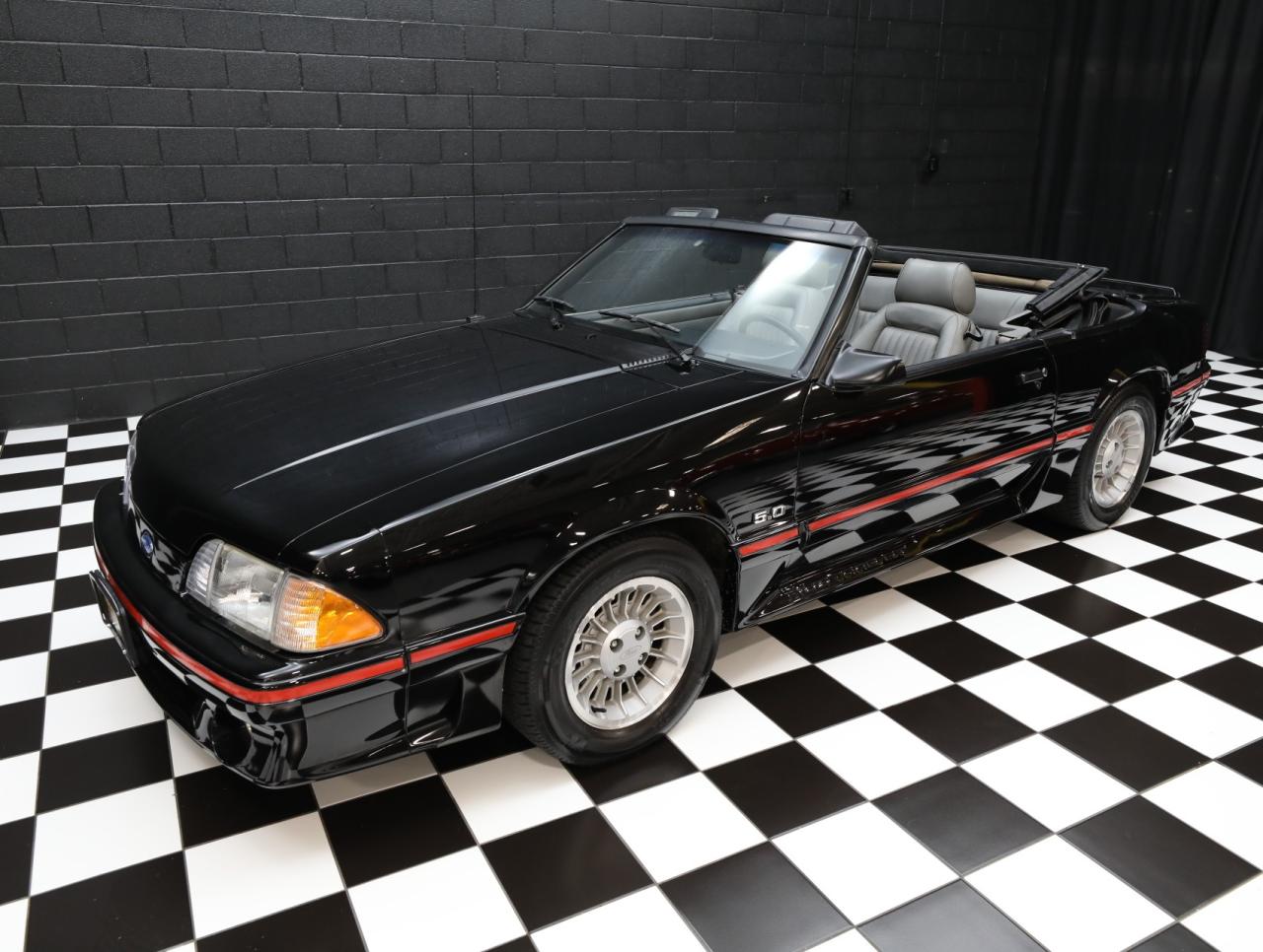1987 Ford Mustang