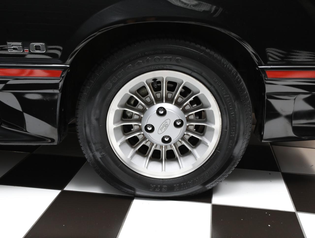 1987 Ford Mustang
