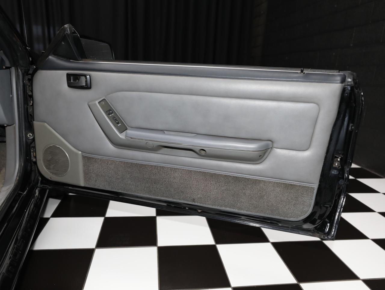 1987 Ford Mustang