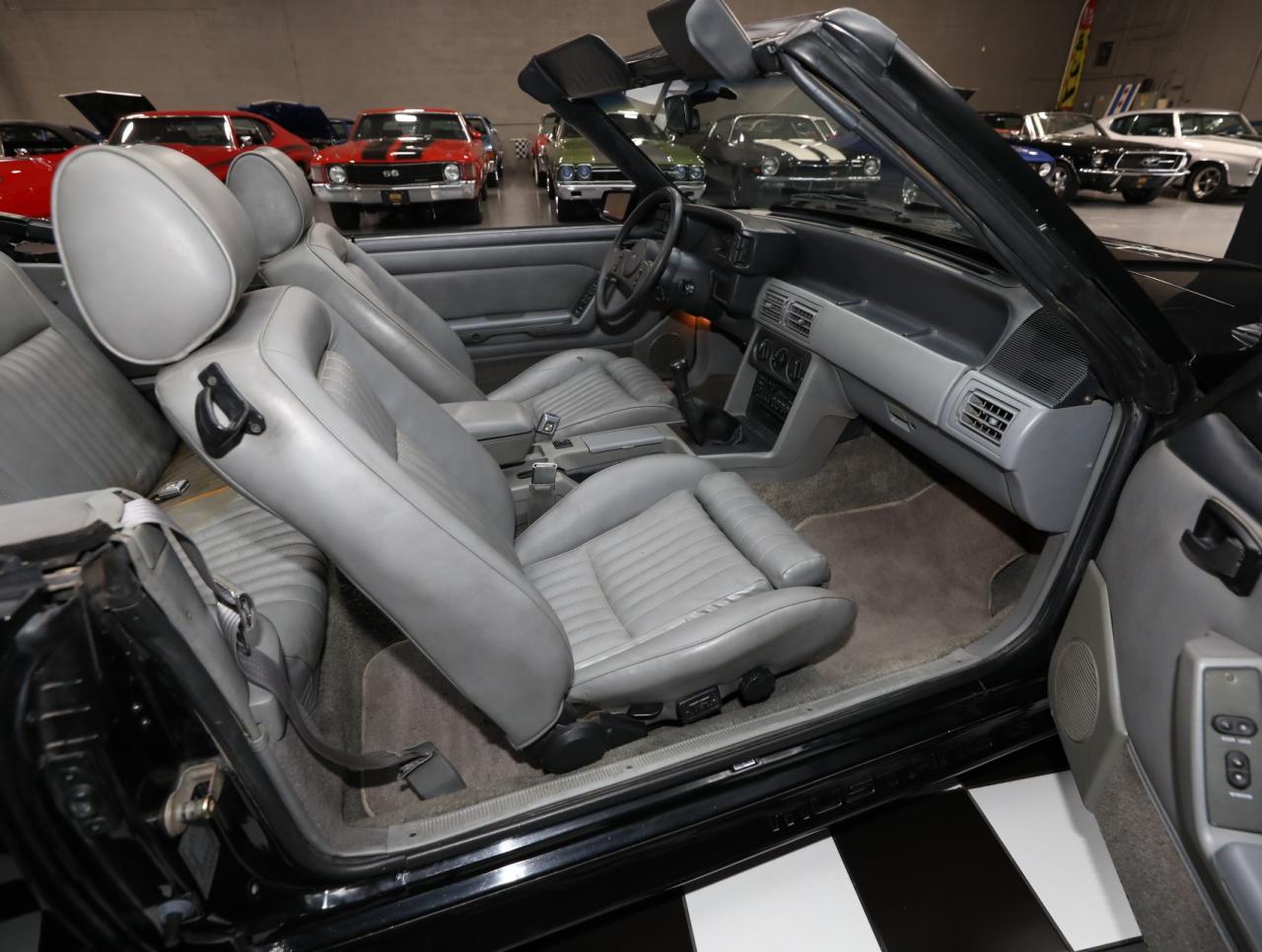 1987 Ford Mustang