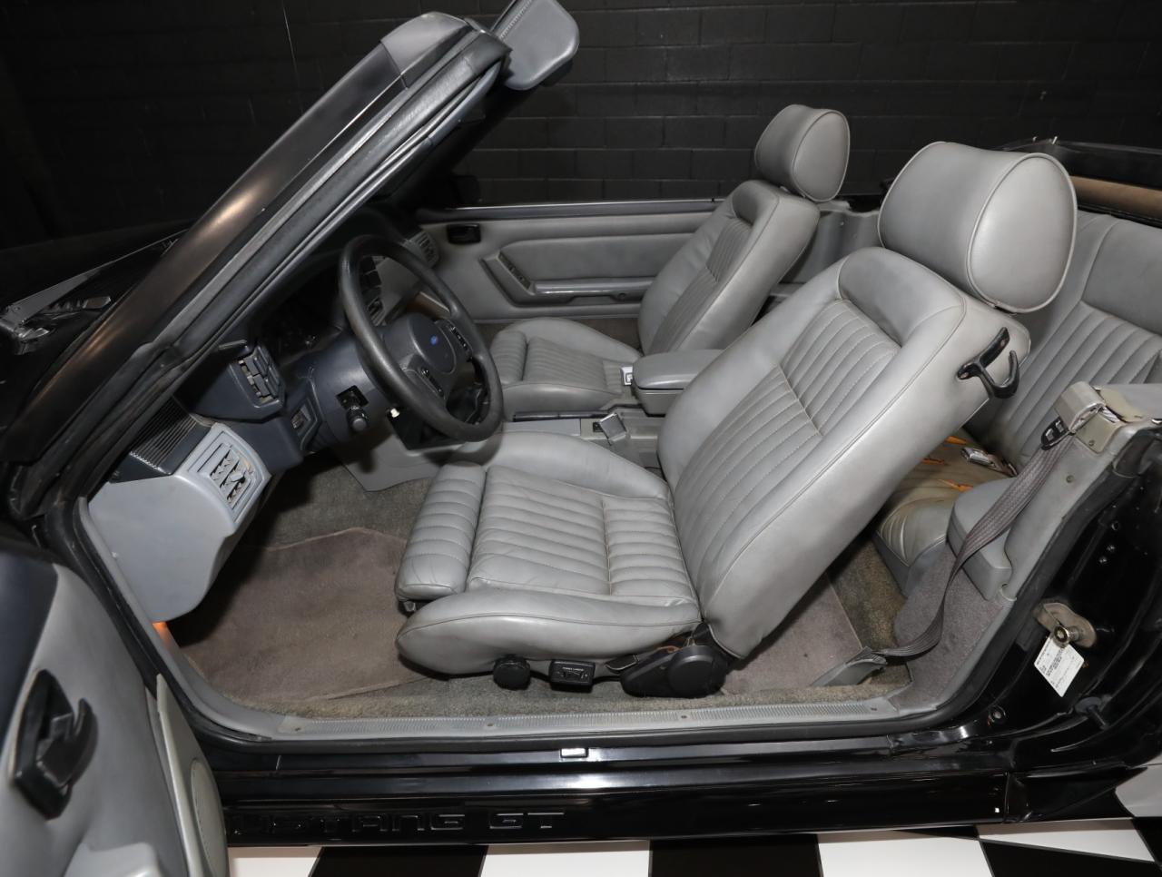 1987 Ford Mustang
