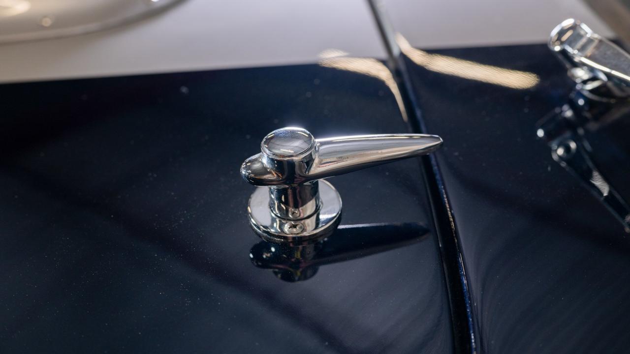 1965 Shelby 427 S/C Cobra Carbon Fiber Continuation