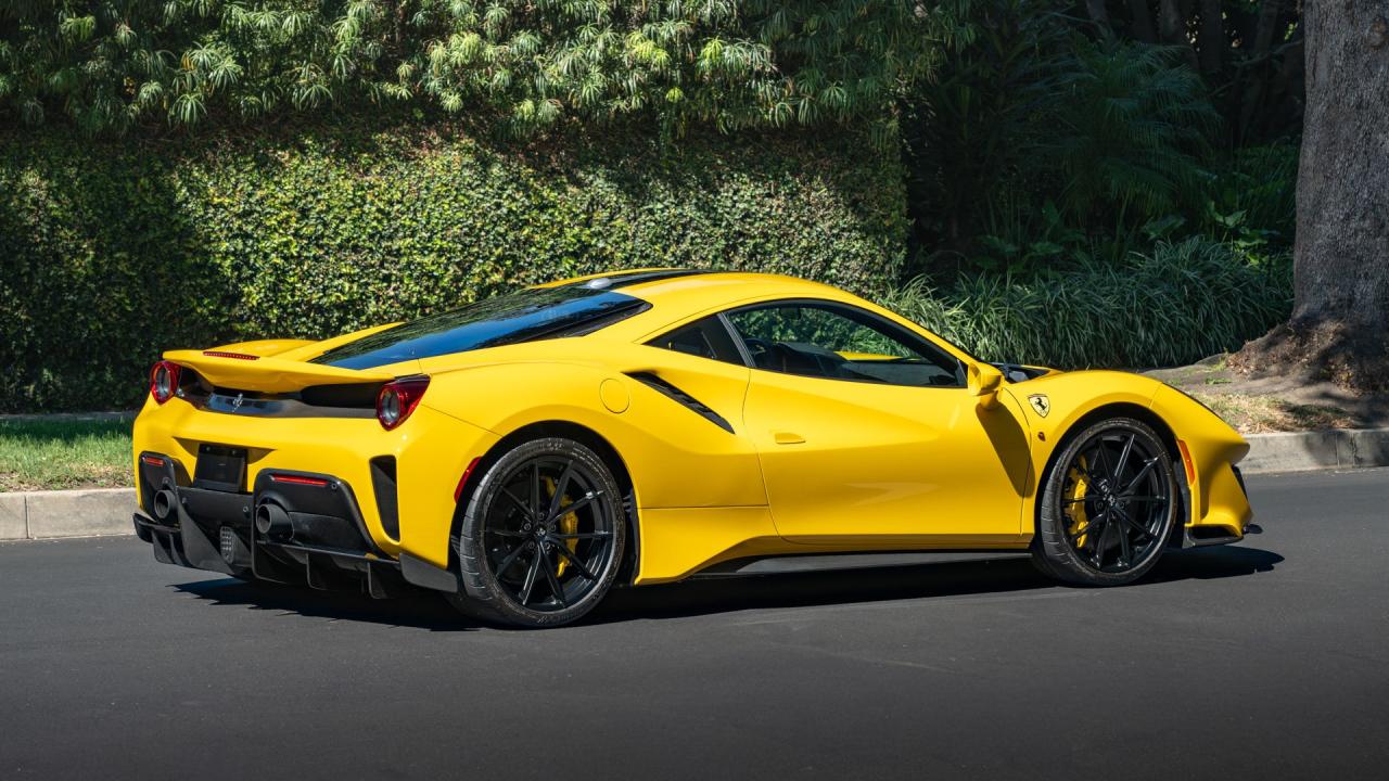 2019 Ferrari 488 Pista