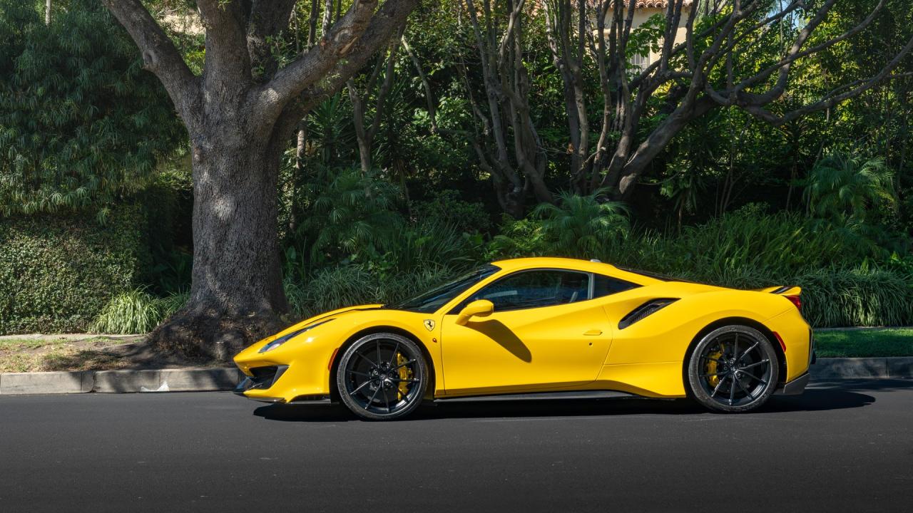 2019 Ferrari 488 Pista