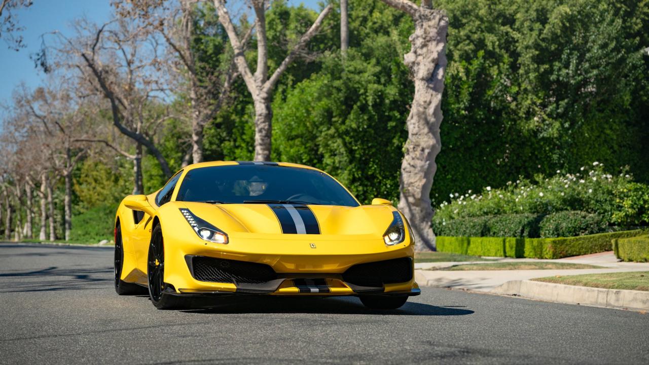 2019 Ferrari 488 Pista