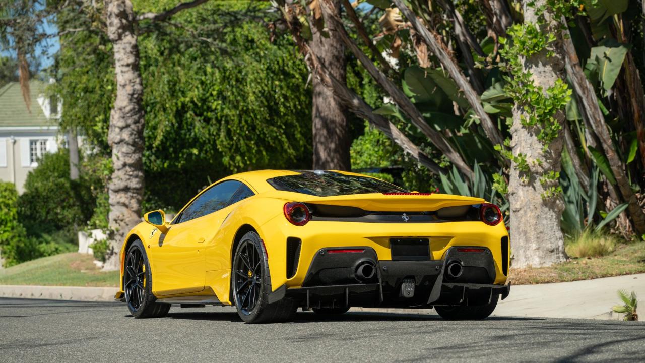 2019 Ferrari 488 Pista