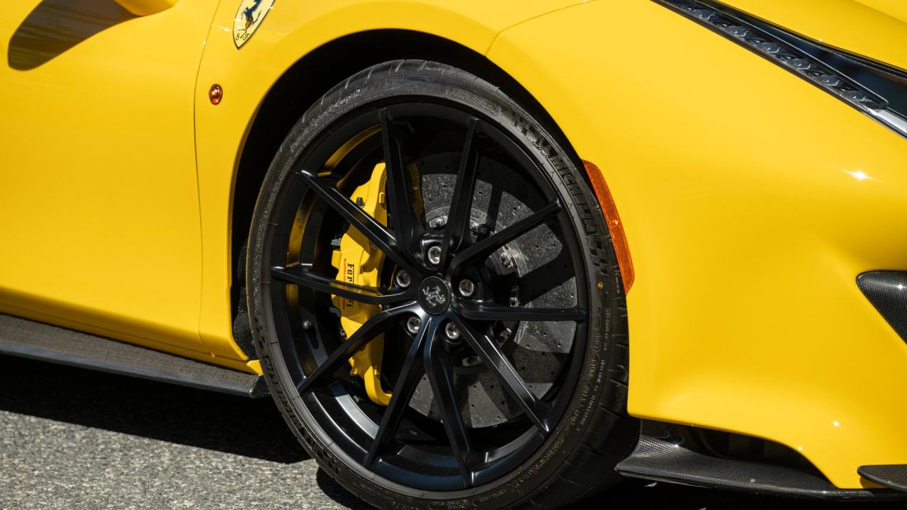 2019 Ferrari 488 Pista