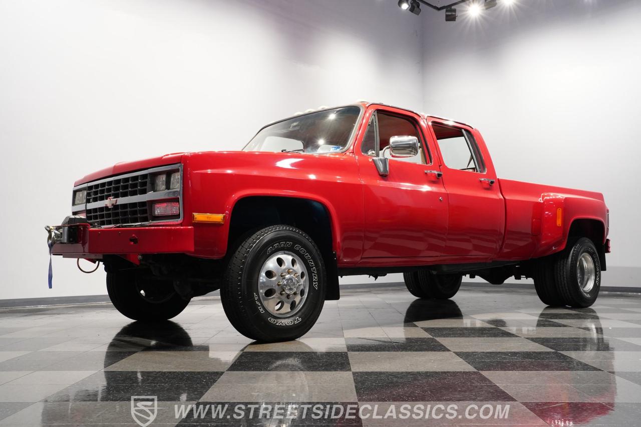 1990 Chevrolet K3500  Custom Deluxe Crew Cab 4x4