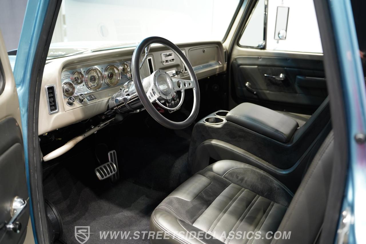 1964 Chevrolet C30 Dually