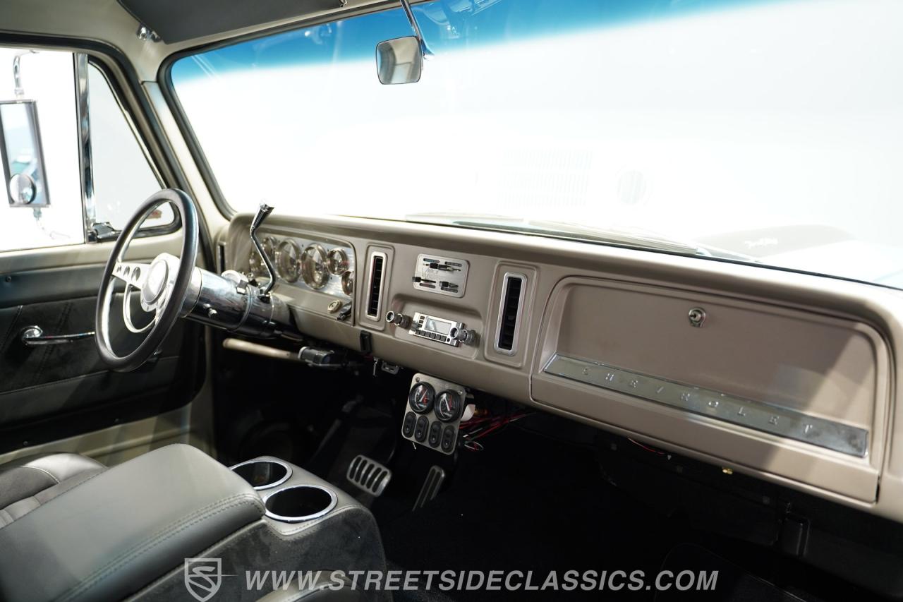 1964 Chevrolet C30 Dually