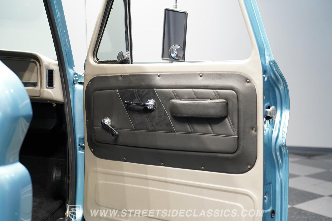 1964 Chevrolet C30 Dually