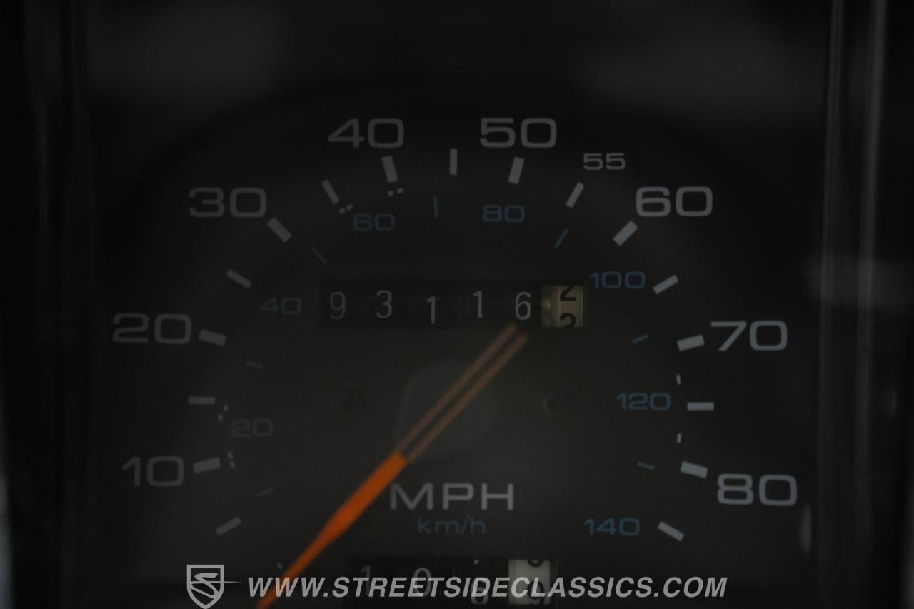 1988 Lincoln Town Car Signature Series
