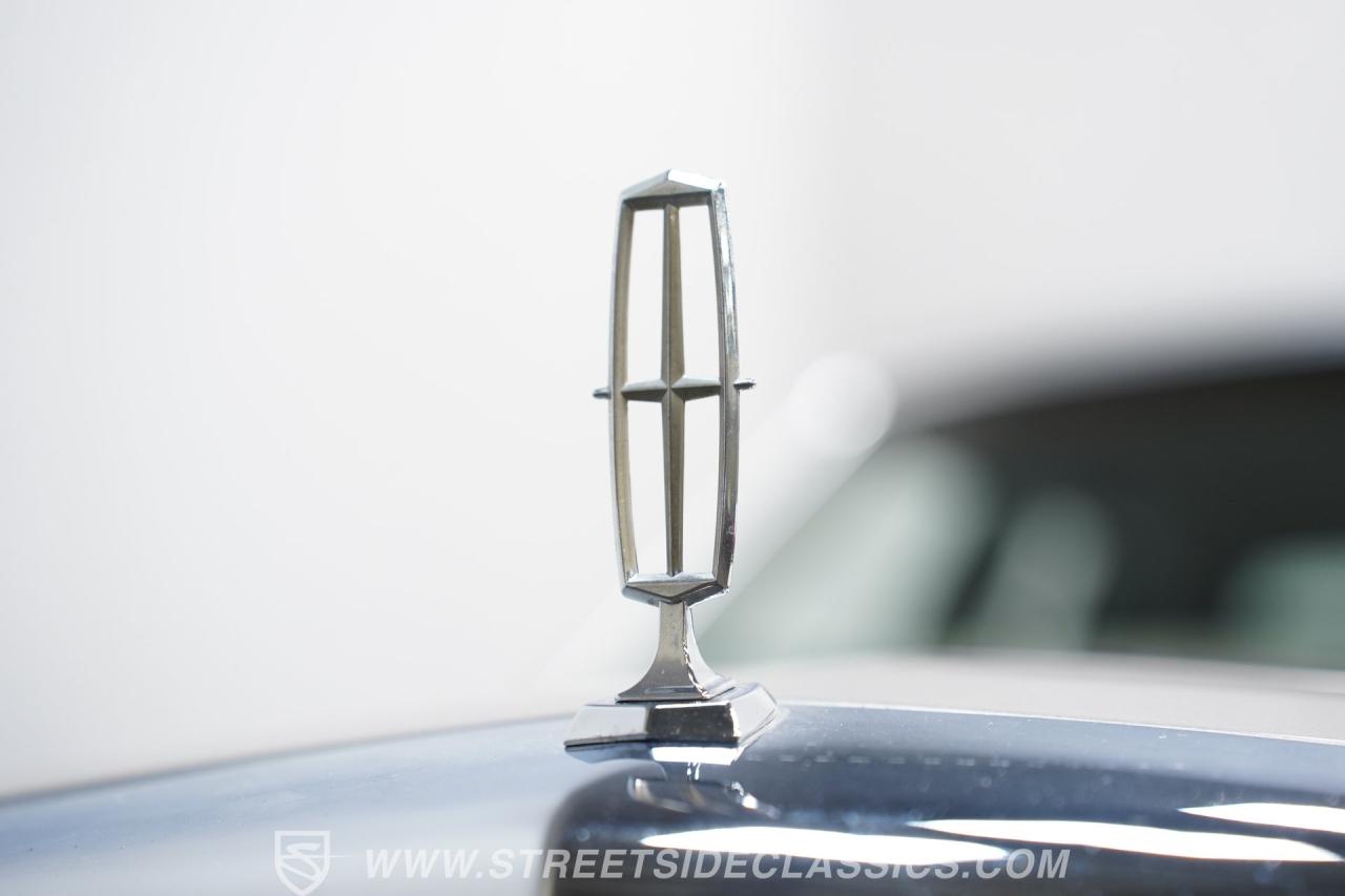 1988 Lincoln Town Car Signature Series