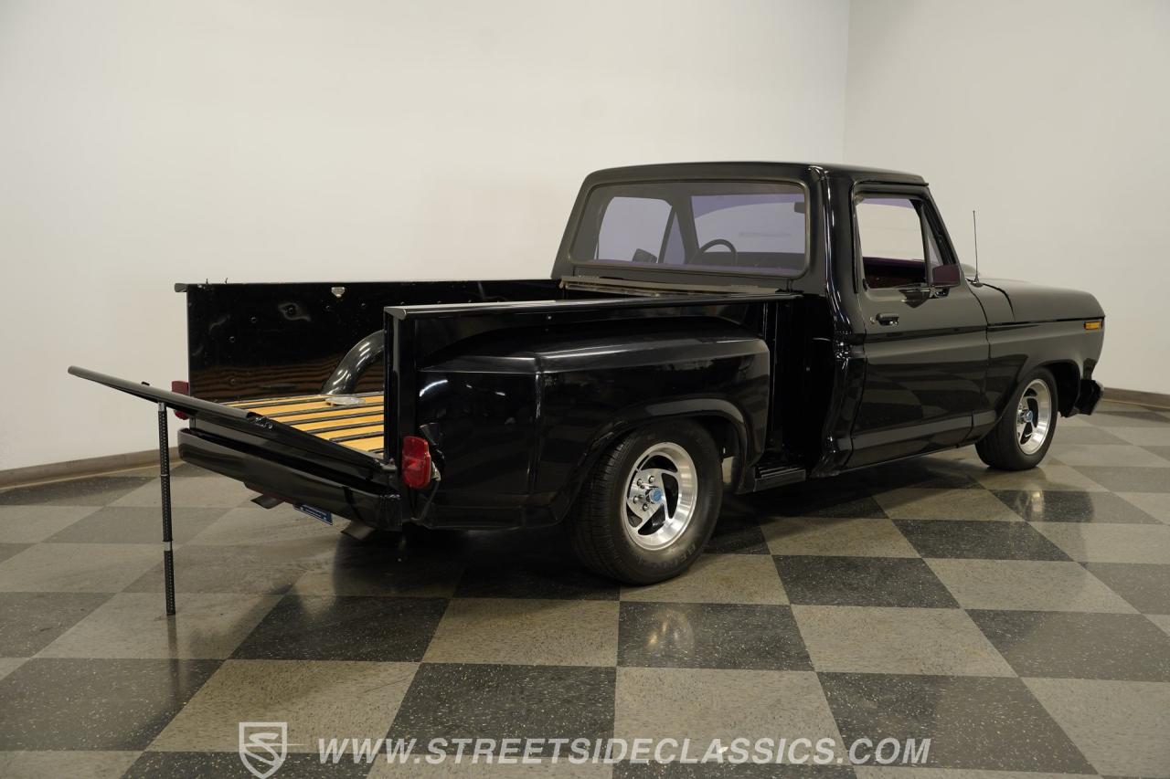 1977 Ford F-100