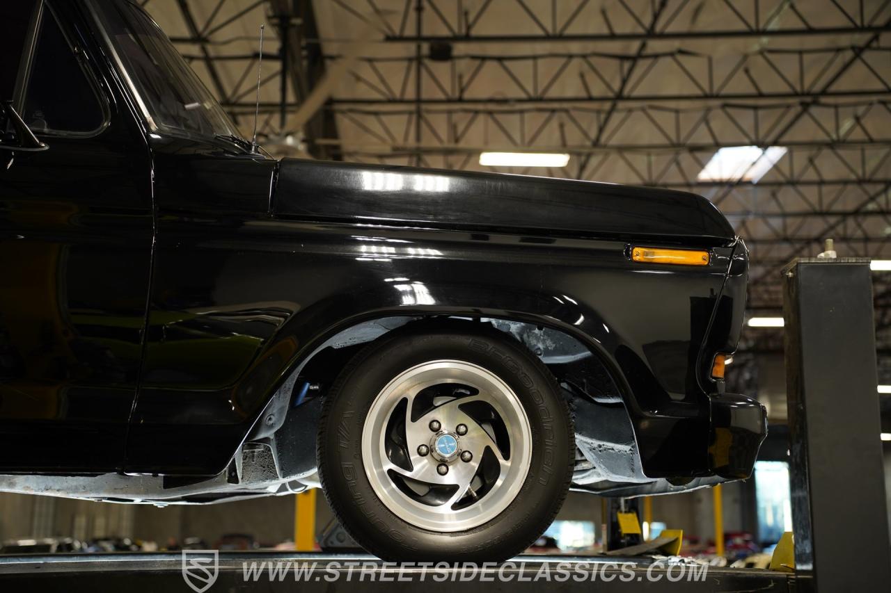 1977 Ford F-100