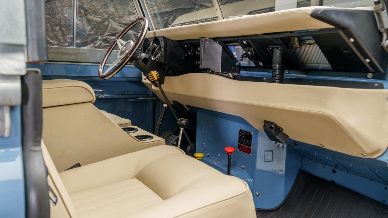 1984 Land Rover Series III