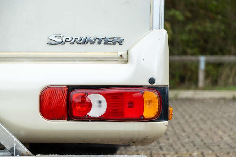 2004 Mercedes - Benz Sprinter
