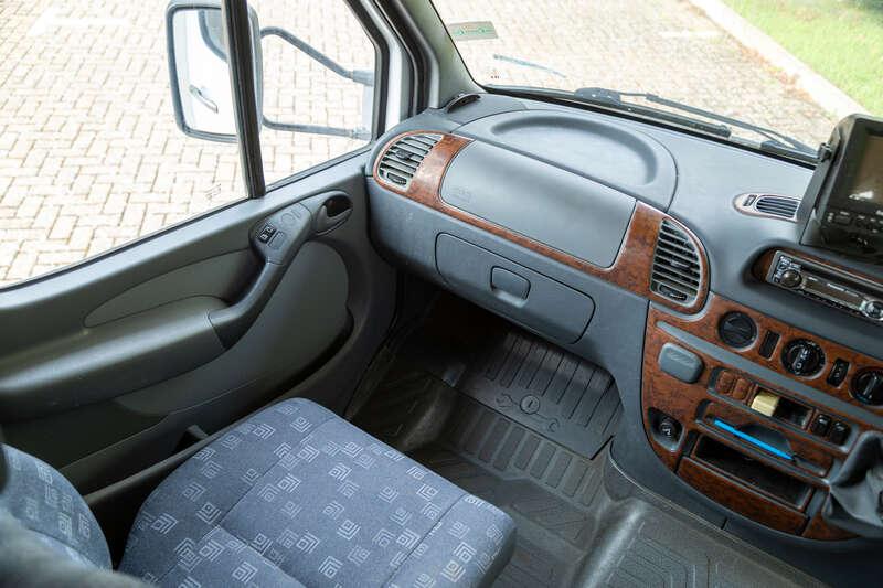 2004 Mercedes - Benz Sprinter