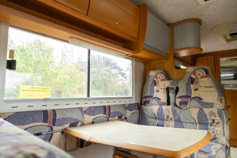 2004 Mercedes - Benz Sprinter