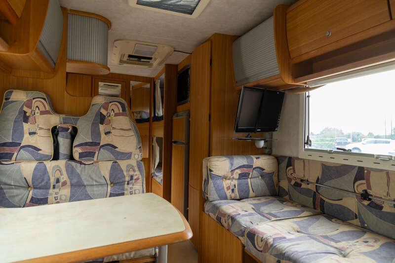 2004 Mercedes - Benz Sprinter