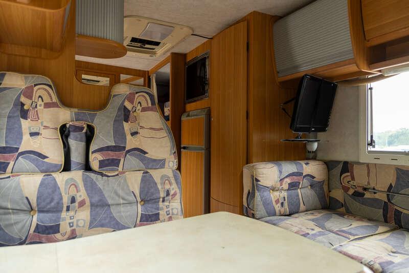 2004 Mercedes - Benz Sprinter