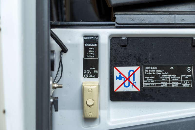 2004 Mercedes - Benz Sprinter