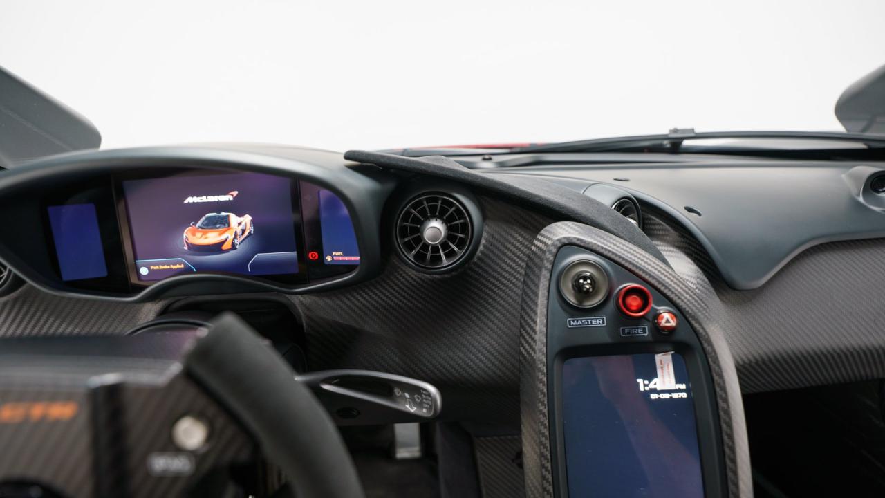 2015 Mclaren P1 GTR by Lanzante