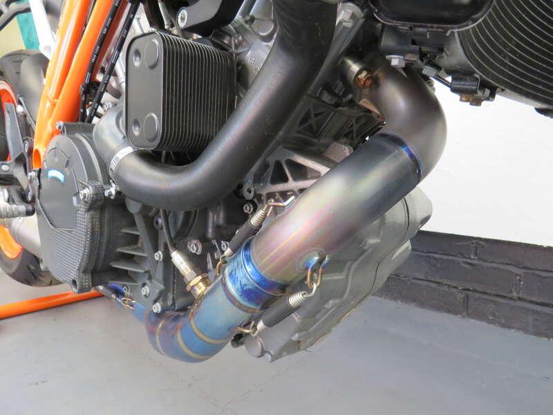 2018 KTM 1290 SUPER DUKE R