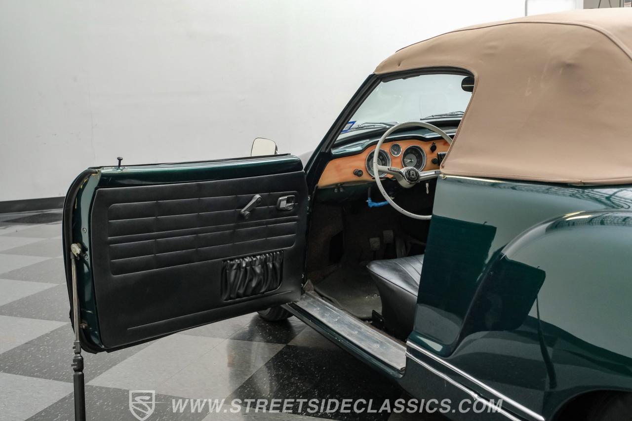 1970 Volkswagen Karmann Ghia Convertible