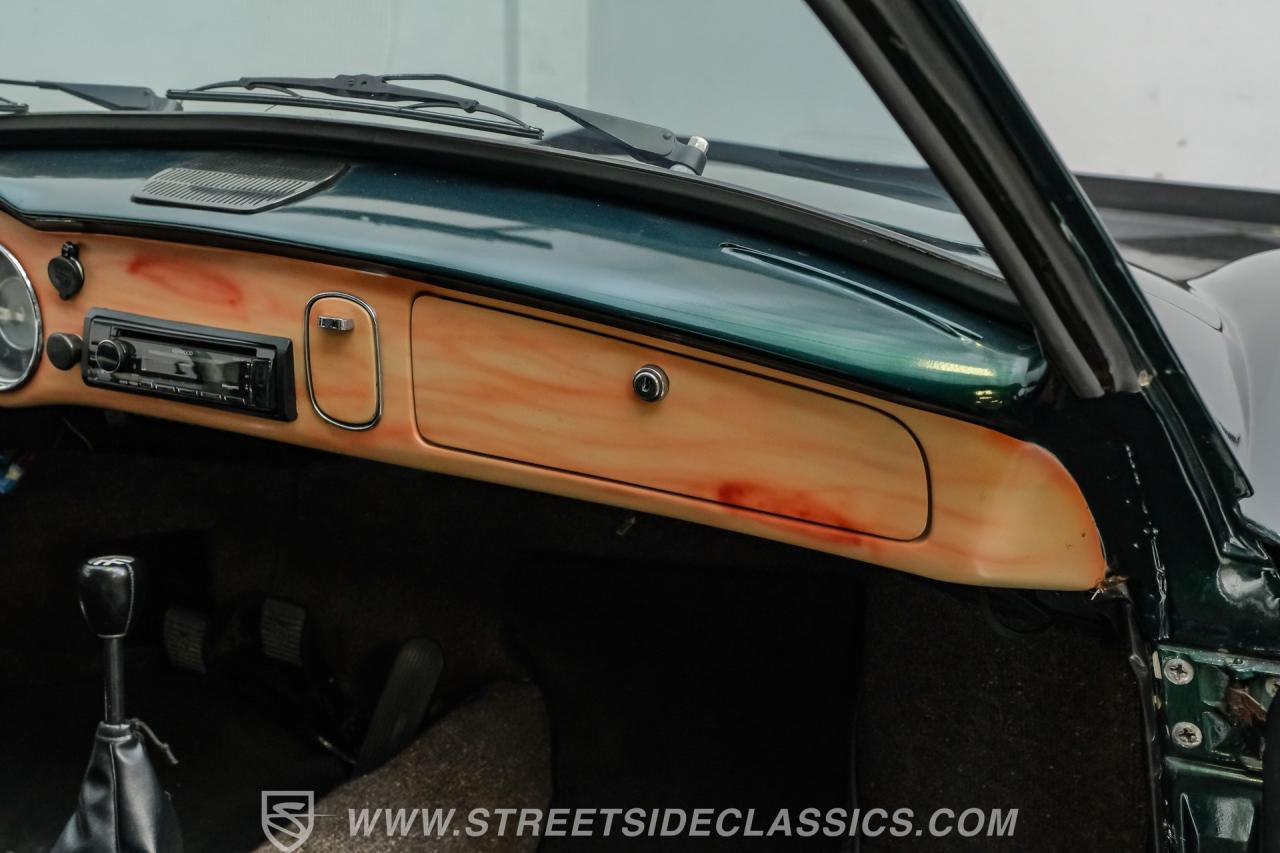 1970 Volkswagen Karmann Ghia Convertible