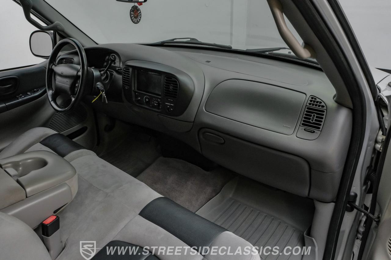 2001 Ford F-150 Lightning SVT