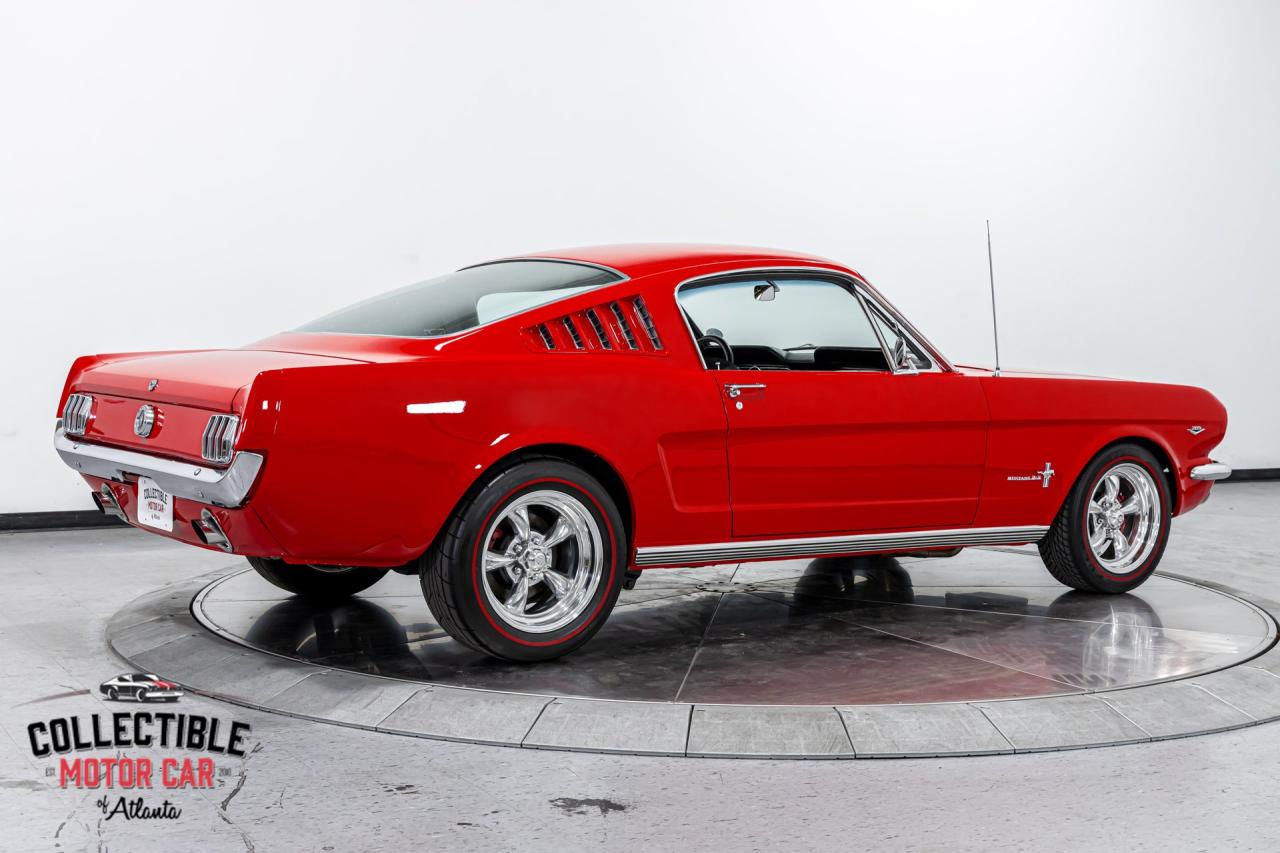 1965 Ford Mustang Restomod