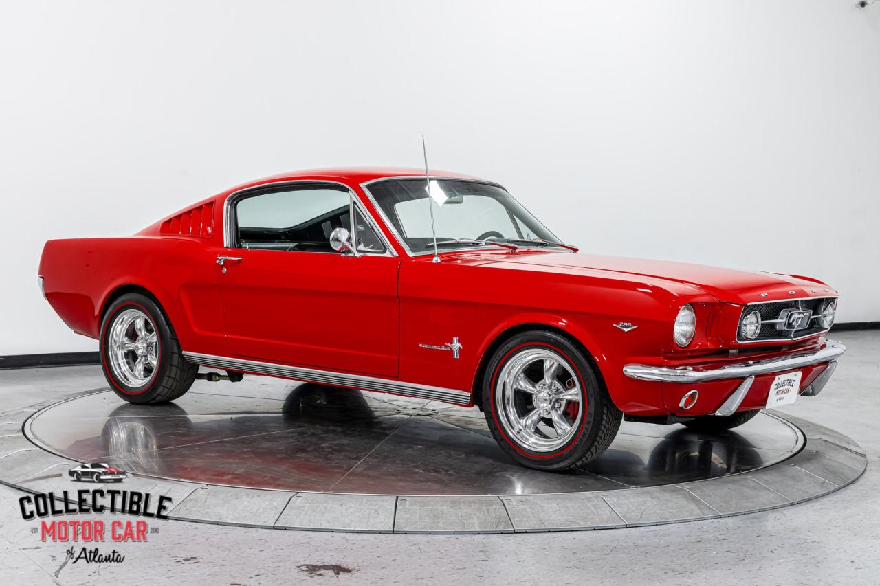 1965 Ford Mustang Restomod