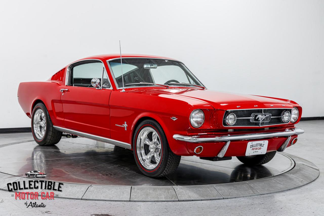 1965 Ford Mustang Restomod