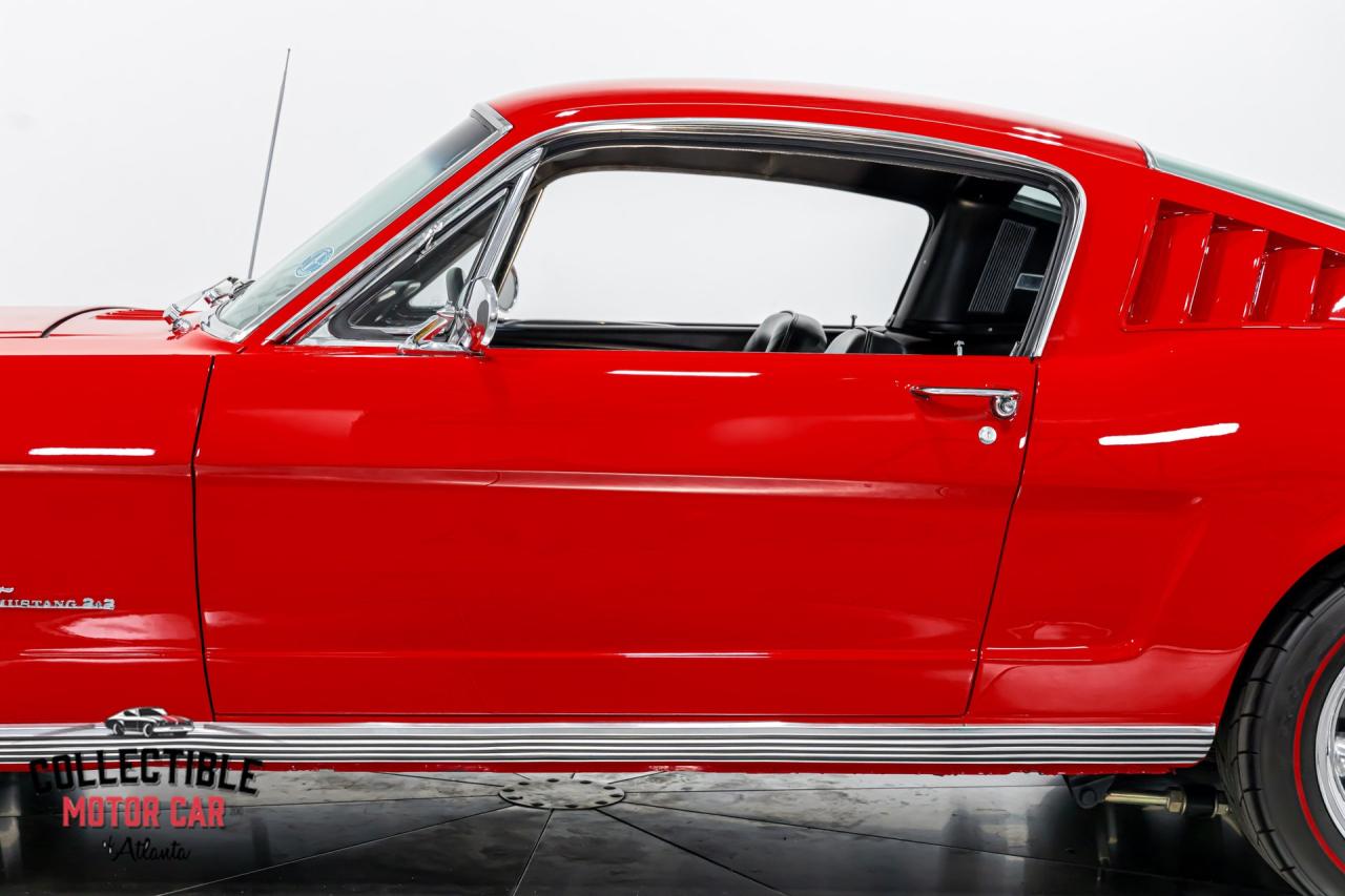 1965 Ford Mustang Restomod
