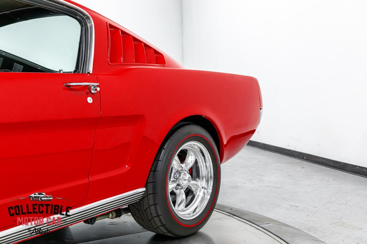 1965 Ford Mustang Restomod