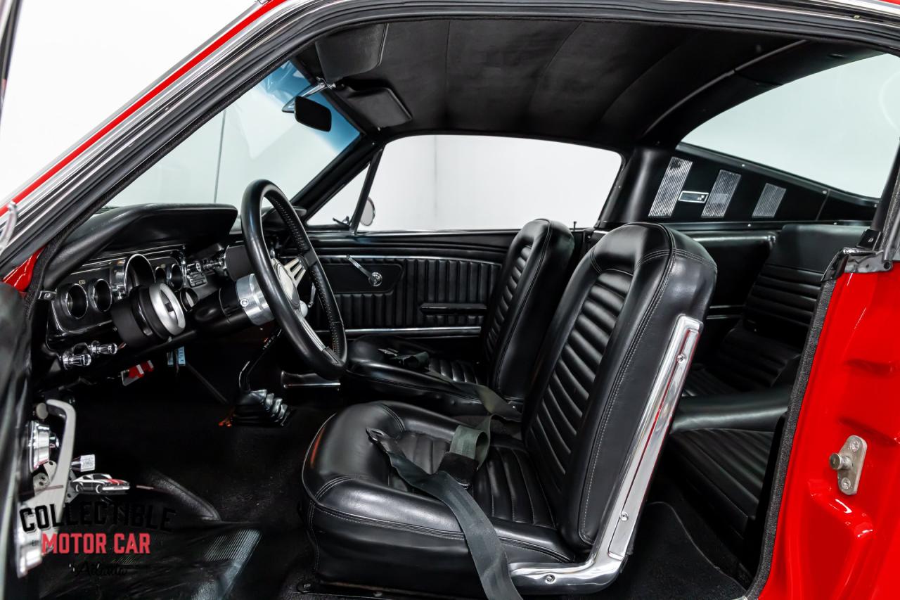 1965 Ford Mustang Restomod