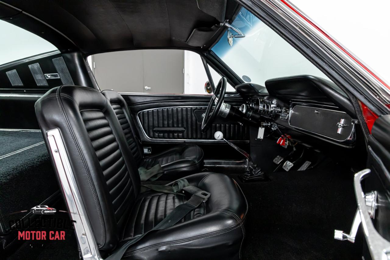 1965 Ford Mustang Restomod